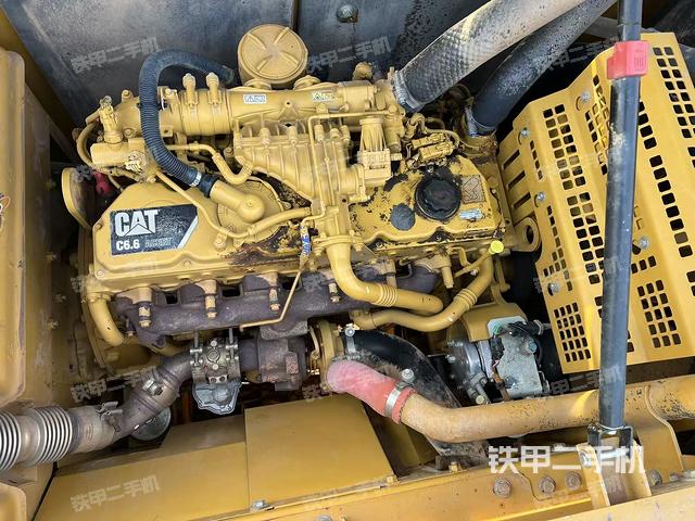 发动机整体俯视（整机外观）