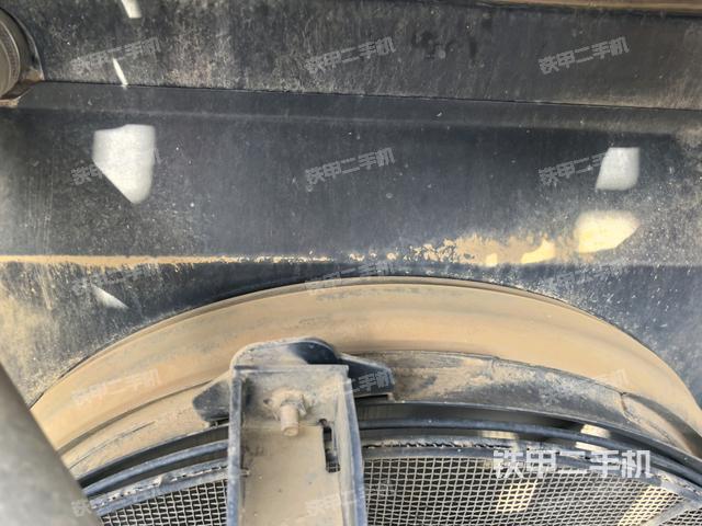 水箱+風(fēng)扇特寫(上車部件) 水箱+風(fēng)扇特寫(上車部件)