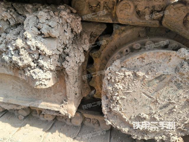 右驅(qū)動(dòng)輪（行走機(jī)構(gòu)）