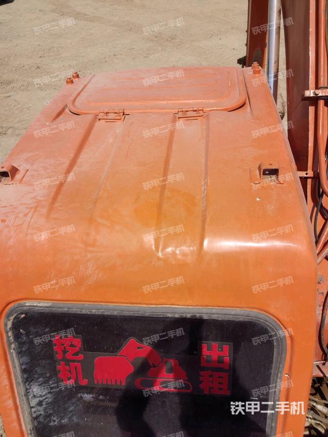 駕駛室頂部（整機(jī)外觀）