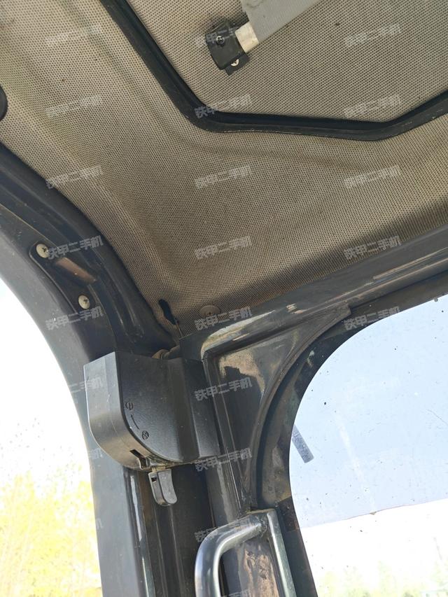 后窗玻璃角標(biāo)（駕駛室部分）