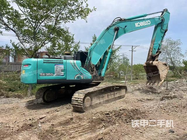 右前45(整機(jī)外觀) 右前45(整機(jī)外觀)