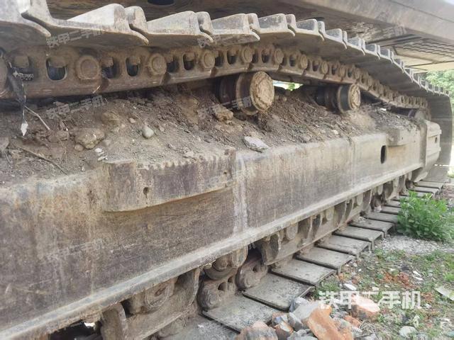 單側履帶整體（整機外觀）