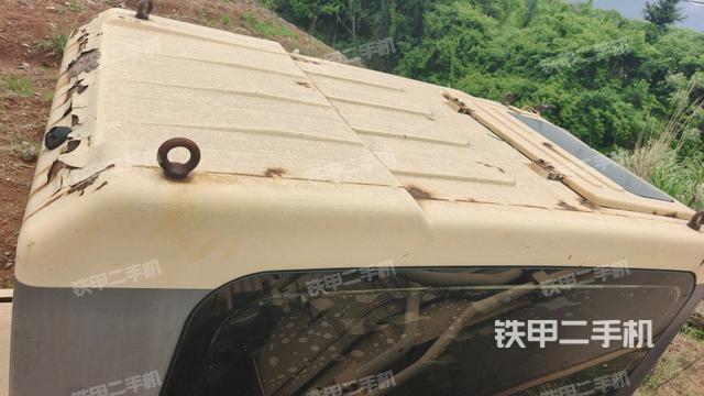 駕駛室頂部俯視（上車部件）