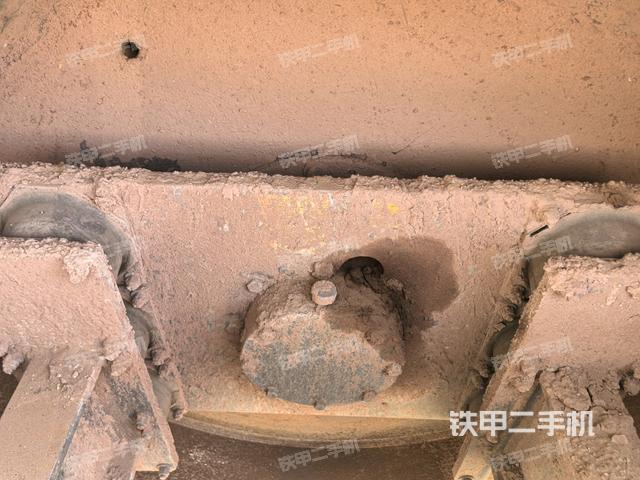 前輪右側(cè)減震塊連接及部件（壓路機前后車架）