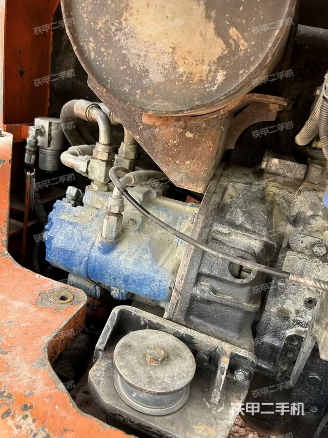 液壓泵室(大件艙室) 液壓泵室(大件艙室)