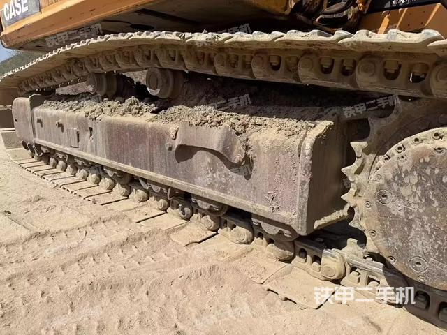 單側履帶整體(整機外觀) 單側履帶整體(整機外觀)