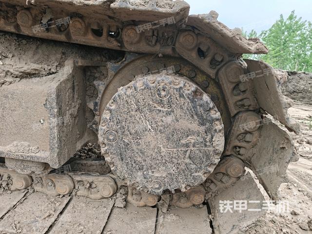 右側(cè)履帶整體（行走機(jī)構(gòu)）