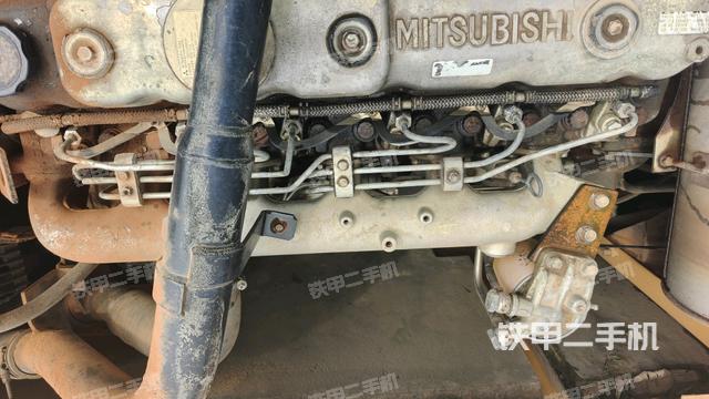 氣門室蓋螺絲特寫（上車部件）