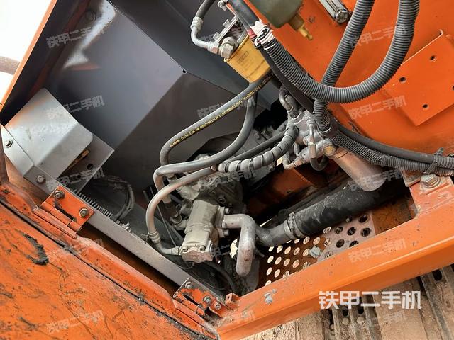 液壓泵室(大件艙室) 液壓泵室(大件艙室)