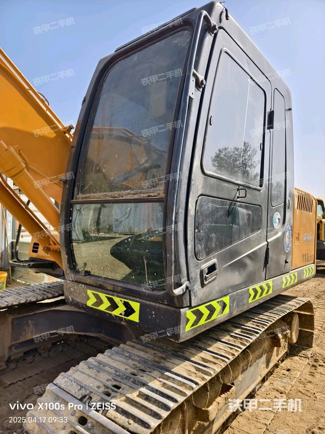 驾驶室整体（整机外观）