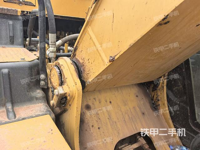 大臂根部?斜視（工作和回轉(zhuǎn)裝置）