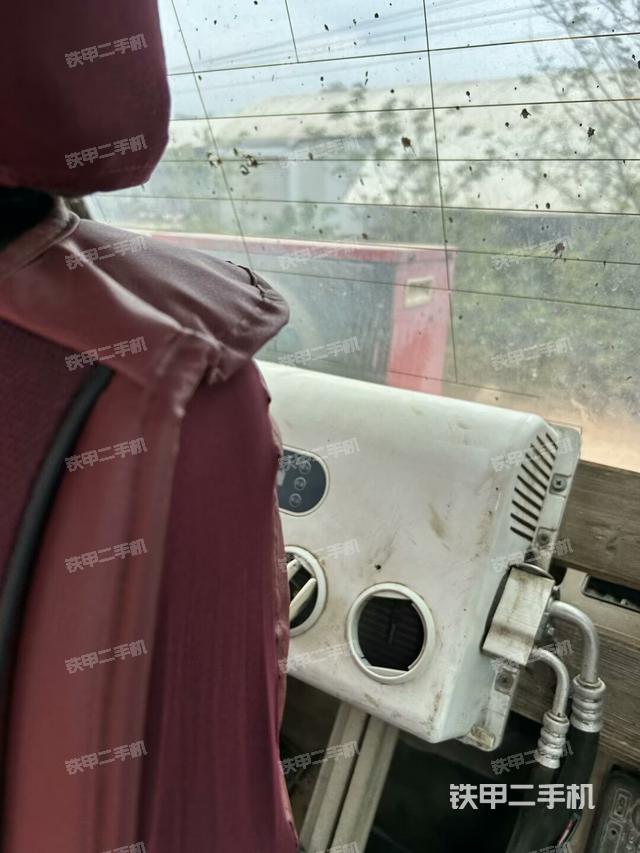 后窗玻璃角標(biāo)(駕駛室部分) 后窗玻璃角標(biāo)(駕駛室部分)