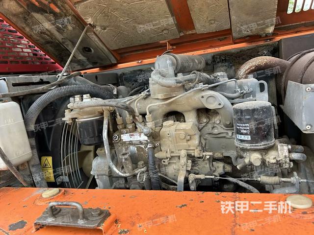 發(fā)動機室(上車部件) 發(fā)動機室(上車部件)