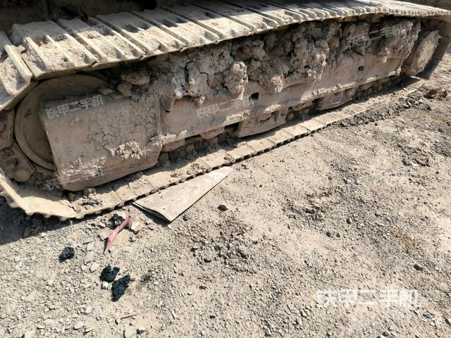 右側(cè)履帶整體（行走機(jī)構(gòu)）