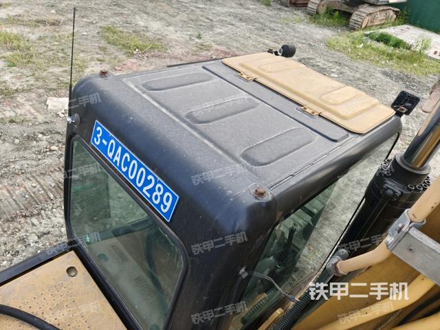 駕駛室頂部（整機(jī)外觀）