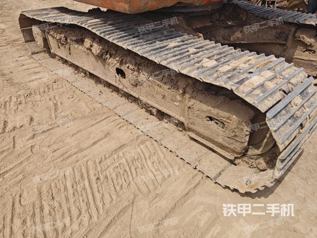 左侧履带整体 （行走机构）