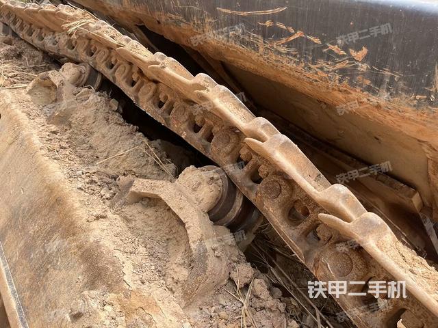 右側(cè)行走馬達蓋板（行走機構(gòu)）