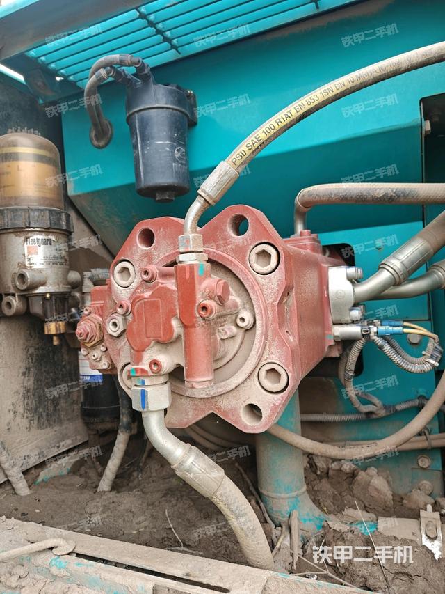 液壓泵室（大件艙室）