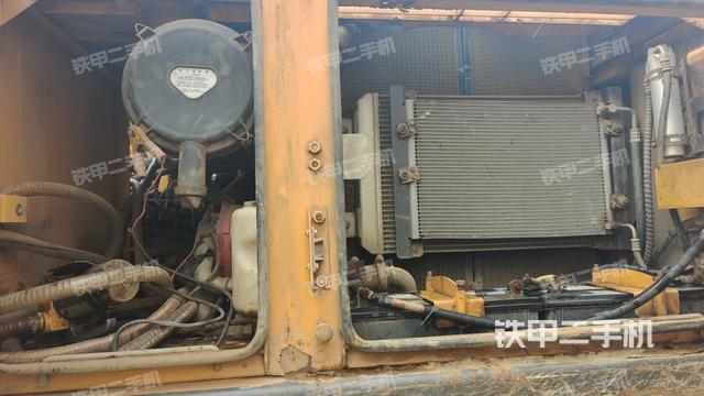 散熱器正面（大件艙室）