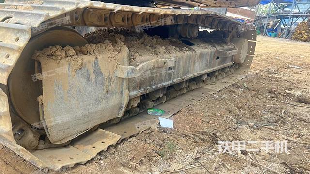 单侧履带整体（整机外观）