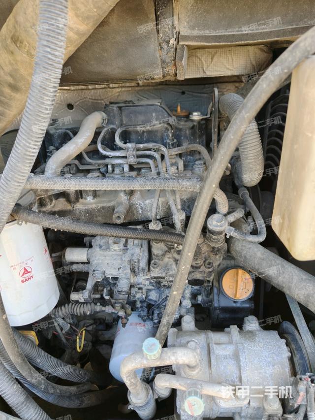 發(fā)動機(jī)整體俯視（整機(jī)外觀）