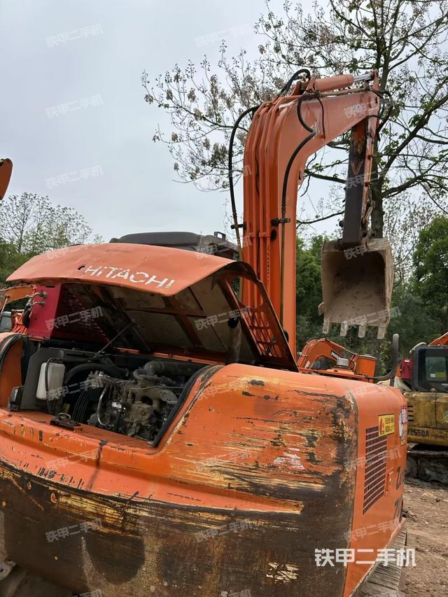 右后45(整機外觀) 右后45(整機外觀)