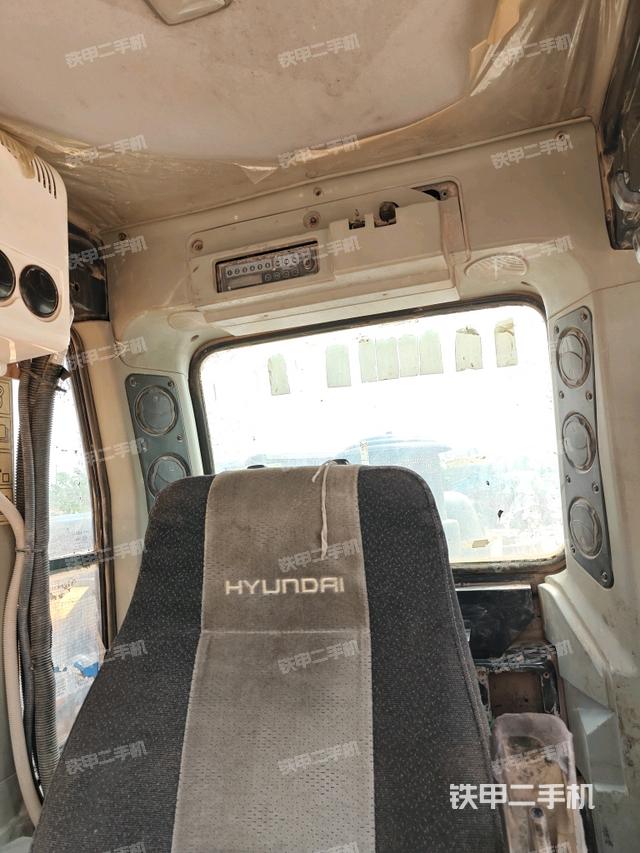 座椅后部（駕駛室部分）