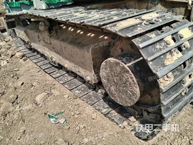 右側(cè)履帶整體?（行走機(jī)構(gòu)）