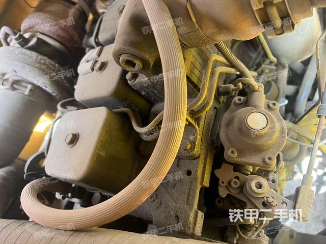 整機(jī)左側(cè)(設(shè)備外觀及核心部件) 整機(jī)左側(cè)(設(shè)備外觀及核心部件)