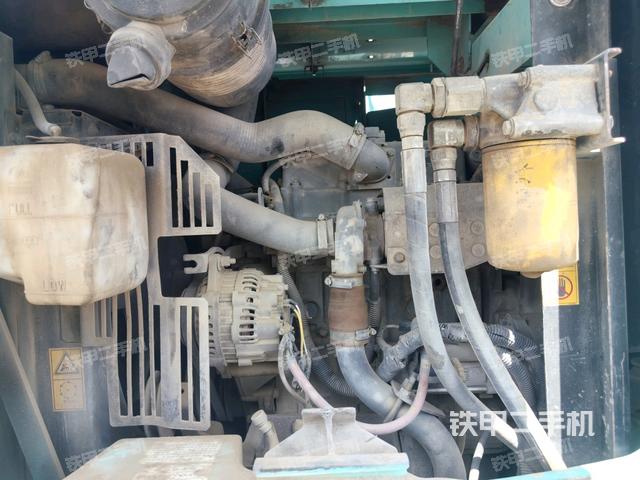 發(fā)動(dòng)機(jī)整體俯視（整機(jī)外觀）