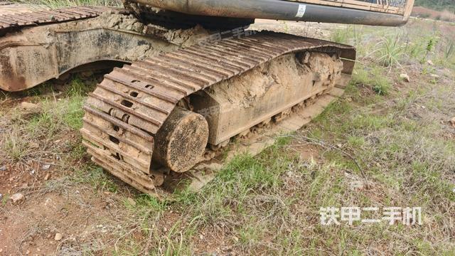 右側(cè)履帶整體（行走機構(gòu)）