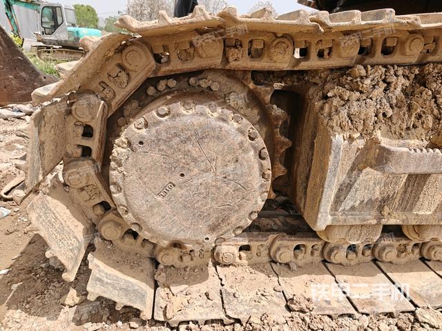 右驅(qū)動(dòng)輪（行走機(jī)構(gòu)）