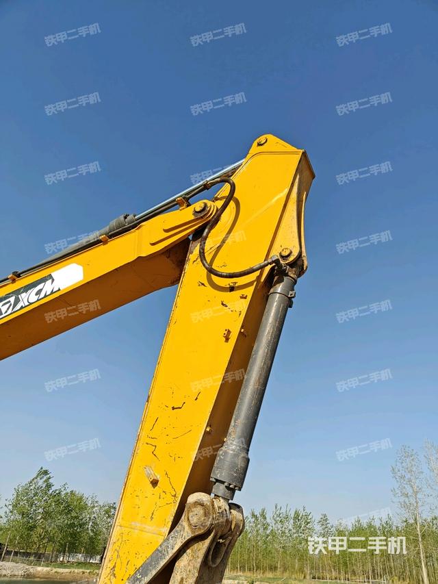 大臂根部?斜視（工作和回轉(zhuǎn)裝置）