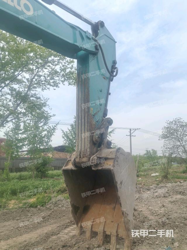 小臂整體右前（工作和回轉裝置）