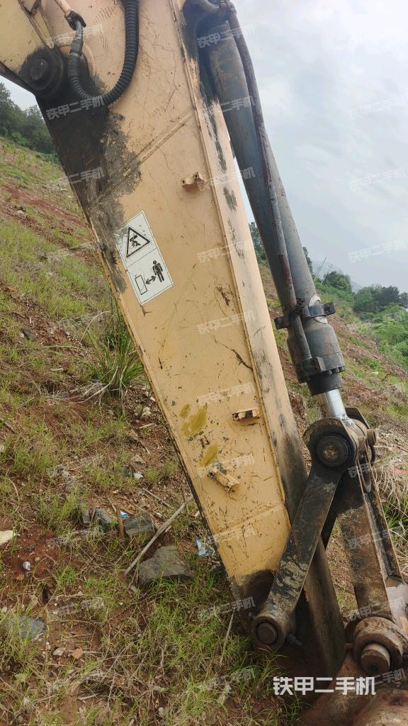 小臂整體左后（工作和回轉(zhuǎn)裝置）