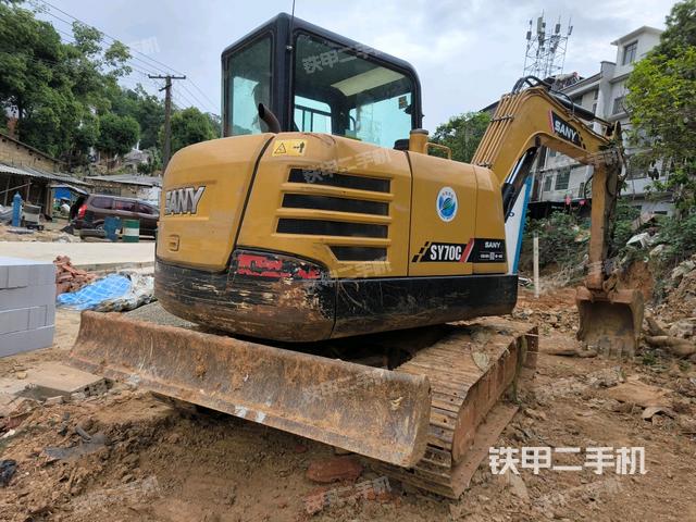 右后45(整機(jī)外觀) 右后45(整機(jī)外觀)