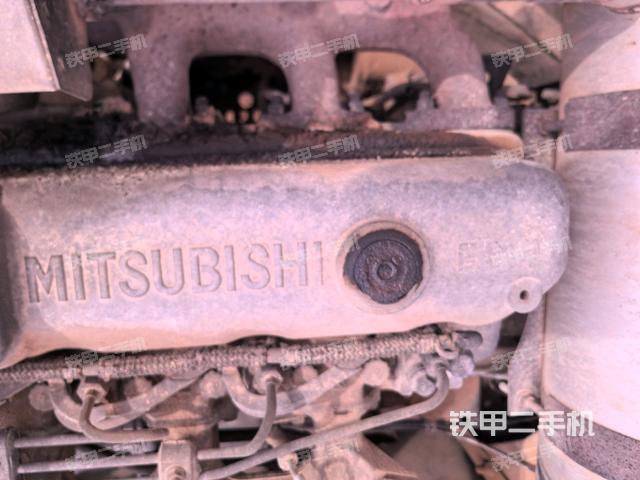 氣門室蓋螺絲特寫(上車部件) 氣門室蓋螺絲特寫(上車部件)