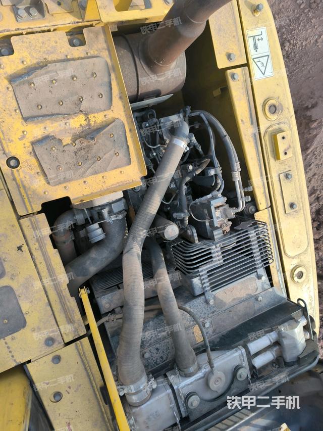 發(fā)動機室(上車部件) 發(fā)動機室(上車部件)