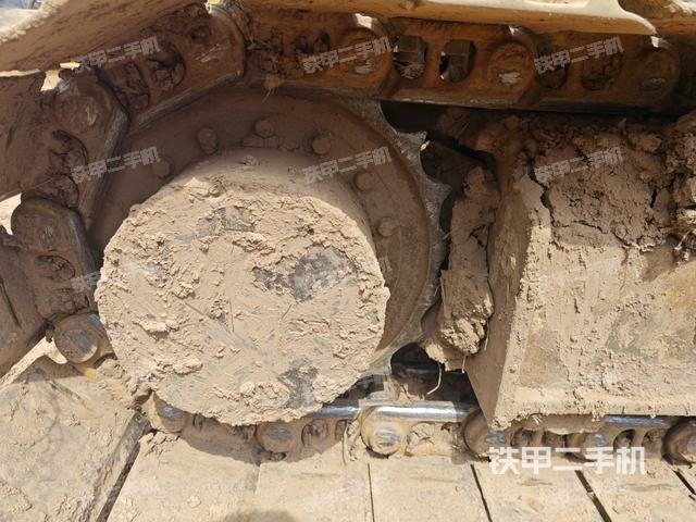 左驱动轮（行走机构）