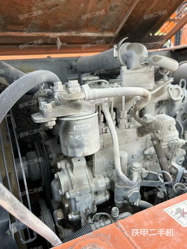 發(fā)動(dòng)機(jī)室(上車部件) 發(fā)動(dòng)機(jī)室(上車部件)