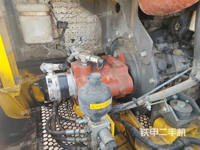 液压泵室（大件舱室）