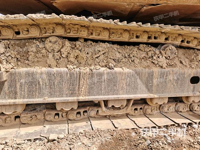 右側(cè)履帶整體（行走機(jī)構(gòu)）