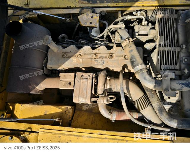 发动机整体俯视（整机外观）