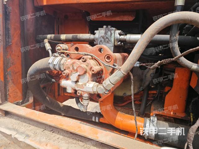 液压泵斜45 右（大件舱室）