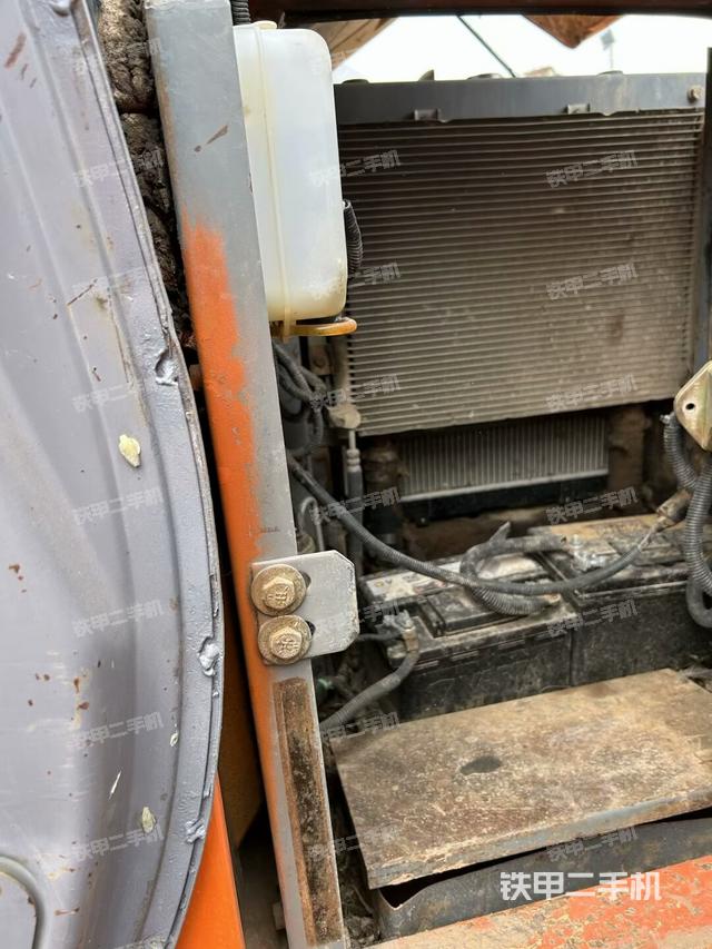 散熱器室(大件艙室) 散熱器室(大件艙室)