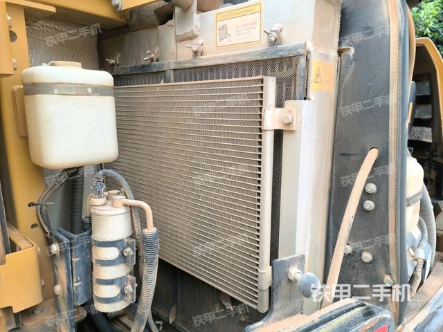 散熱器室(大件艙室) 散熱器室(大件艙室)