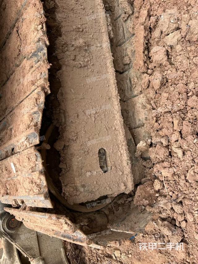 左驅(qū)動(dòng)輪(行走機(jī)構(gòu)) 左驅(qū)動(dòng)輪(行走機(jī)構(gòu))