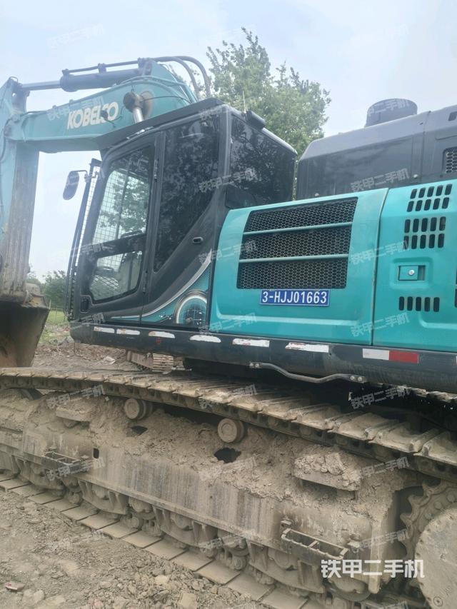 駕駛室左后45度（駕駛室部分）