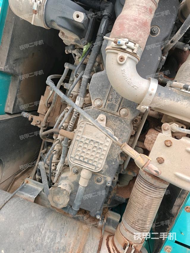 氣門室蓋螺絲特寫（上車部件）